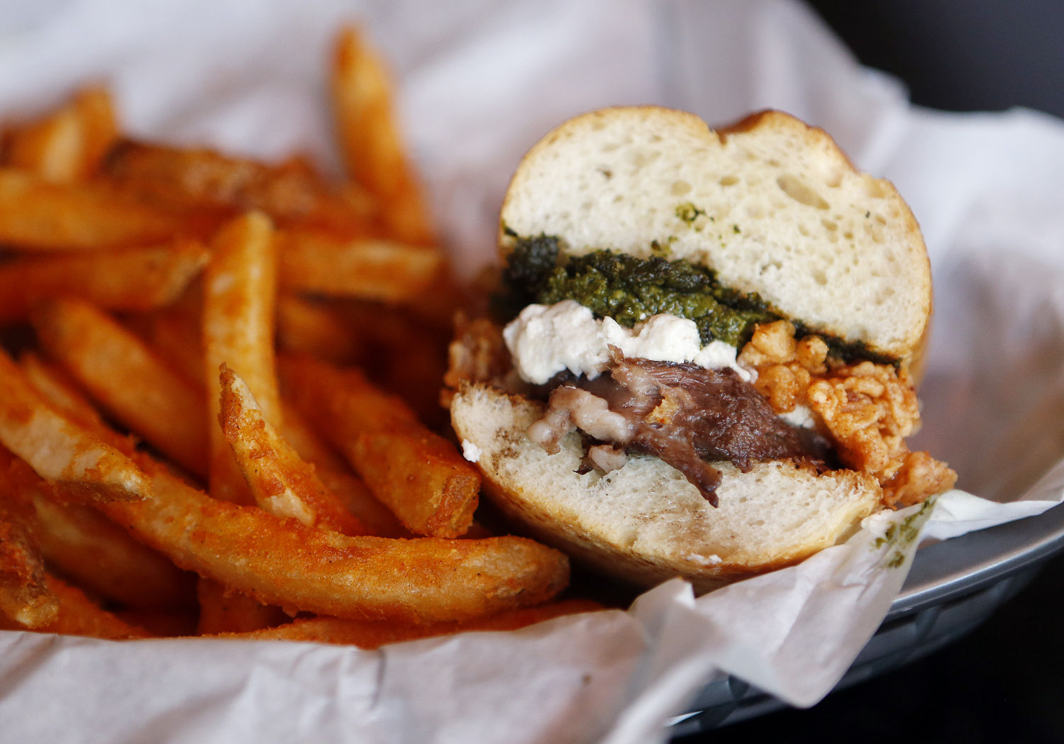 Short-rib slider at Lindy's